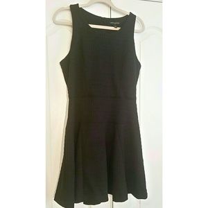 Cute Banana Republic Factory Sleeveless Dress!